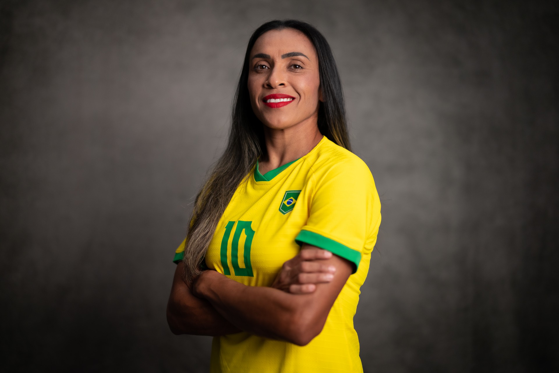 Mulheres no futebol: O que mudou para elas em campo desde 1885