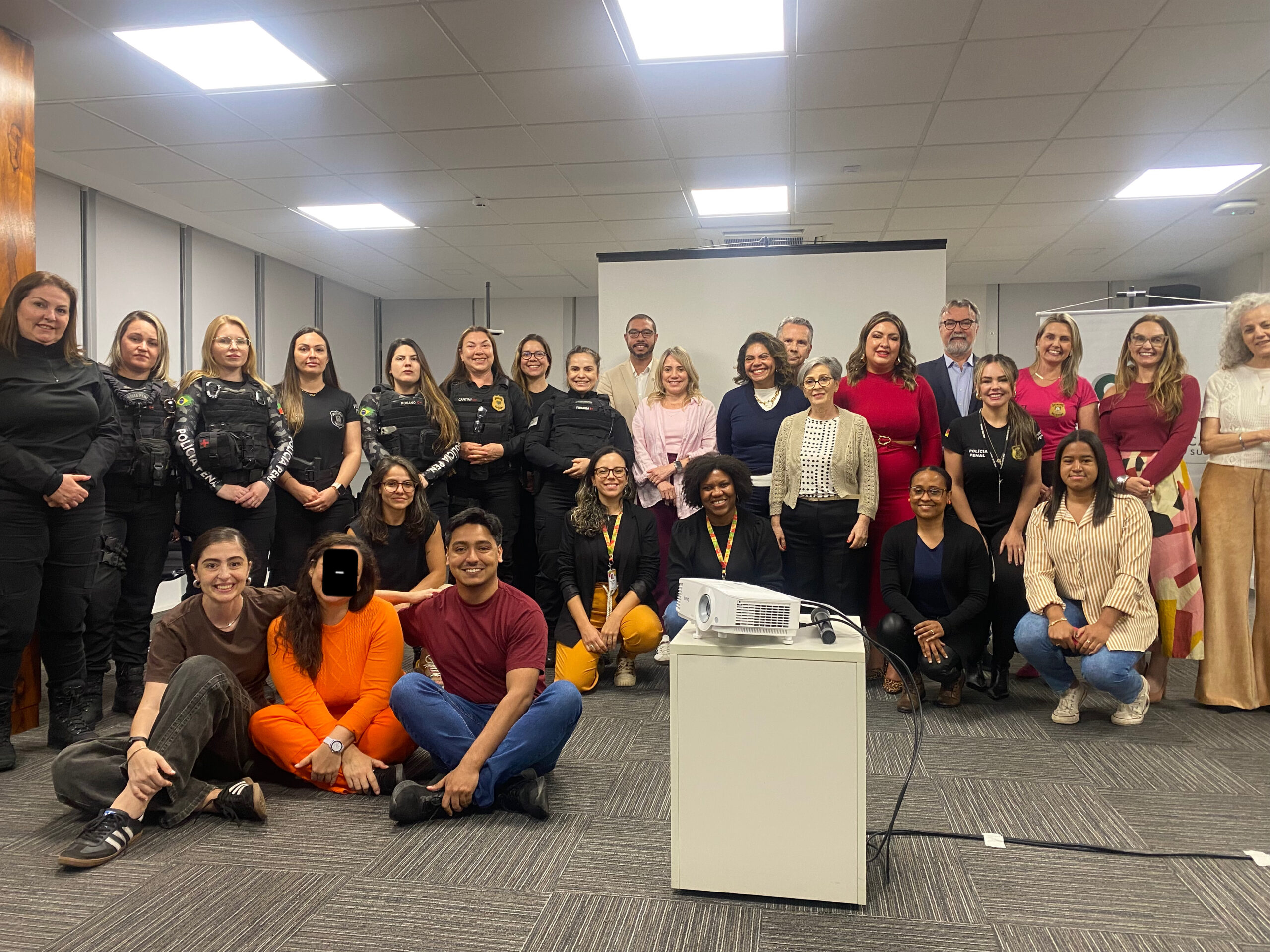 Documentário cELAS estreia em sessão especial e revela a realidade das prisões femininas no Rio Grande do Sul