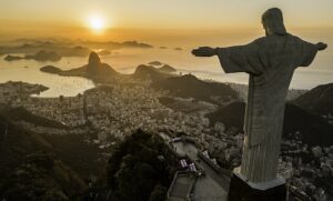 Curiosidade sobre a posição do Cristo Redentor: Rio de Janeiro cidade maravilhosa
