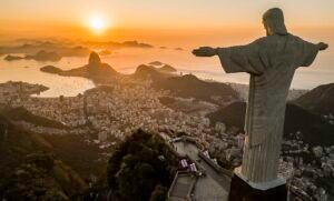 Curiosidade sobre a posição do Cristo Redentor: Rio de Janeiro cidade maravilhosa